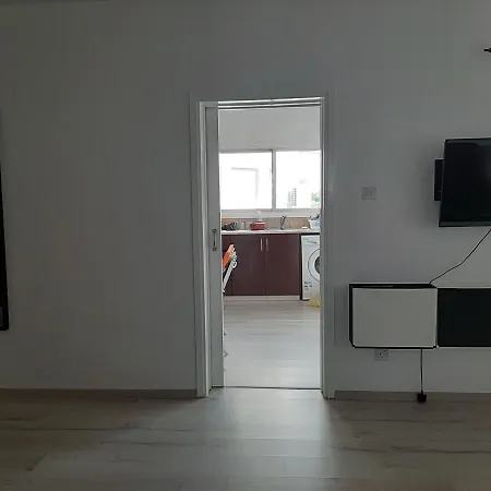 홈스테이 In Molos Flat *